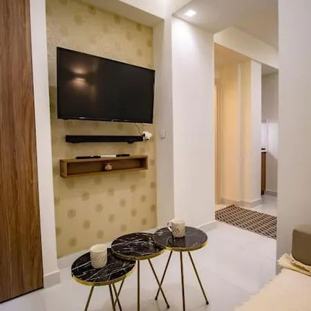 Apartment F Films Luxury *